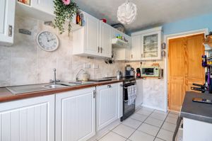 Kitchen- click for photo gallery
